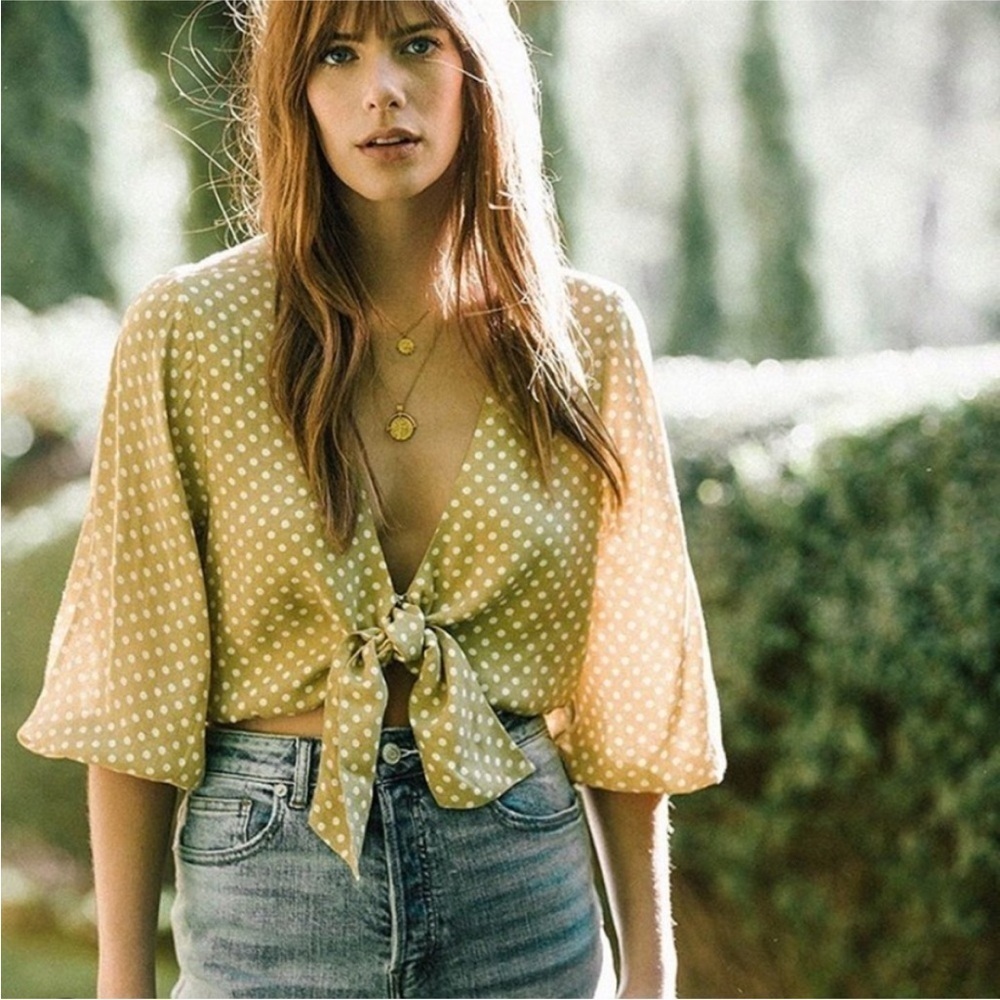 By Together Lime Tie-Front Crop Blouse 3/4 Sleeve